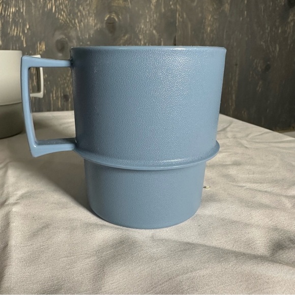 Tupperware Vibrant Mug Set - Red, Gray, Blue, Pink - Picture 5 of 16